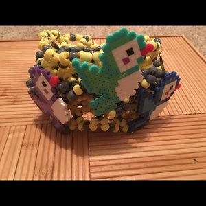 Kandi cuff with bird perlers